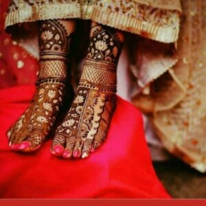 Simple Legs mehandi